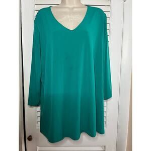 Susan Graver Liquid Knit  Modern Essentials green‎ v neck knit top 2XP Emerald